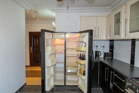 Luxury 2 Bedroom House @ Tema Community 3 Отели рядом с достопримечательностью «Tema Cocoa Processing Company (CPC)»