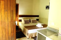 Pousada Realeza Atibaia - ที่มีที่จอดรถ