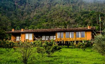 Pousada Caminho Dos Ipês