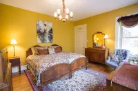The Hollinger House - Balkoner