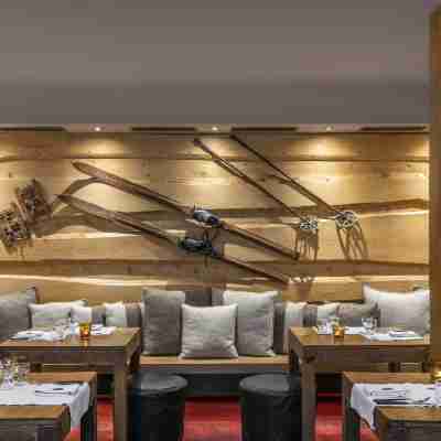 Unique Hotel Post Dining/Meeting Rooms