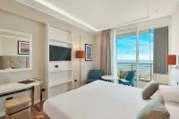 Hotel Excelsior - balcony