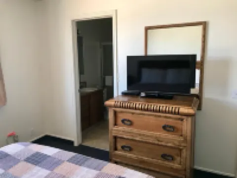 โฟร์ คอร์เนอร์ส อินน์