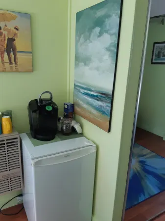 A Float Home B&B in Fisherman’s Wharf Отели рядом с достопримечательностью «Зоопарк Виктория Баг»