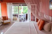 Sugarapple Inn