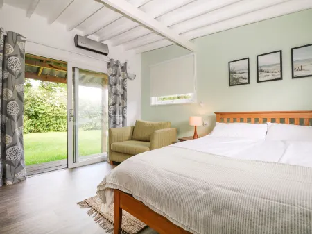 Wheatlands Отели в г. Хейлинг-Айленд