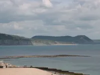 Sundial House Hotel di Lyme Regis
