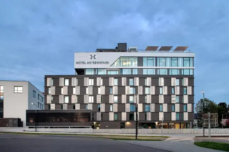 Hotel am Remspark Отели рядом с достопримечательностью «Парк Ремс»