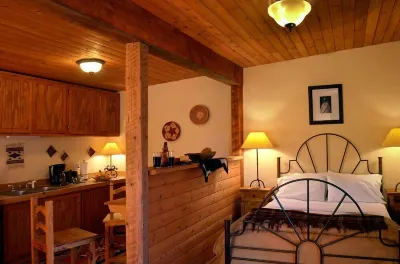 The Maverick Inn Отели в г. Алпайн