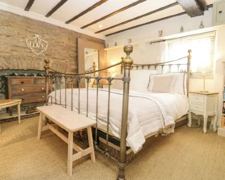 In & Out Cottage Hotels in Middleham