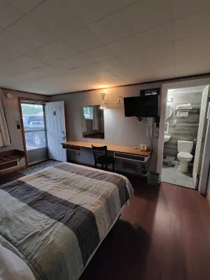 Melody Motor Lodge Hotels in Dunbar Township