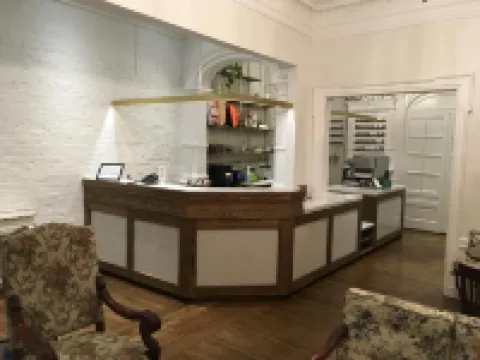 Ambrose House & Cafe - Self Check-in Guesthouse Hotels in Montreal