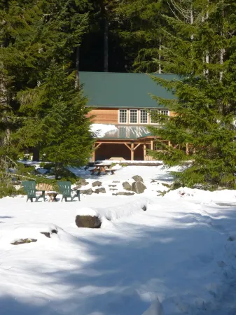 Copper Creek Inn at Mt Rainier