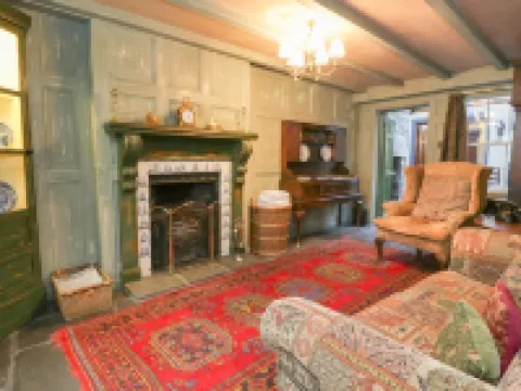 The Precinct House Hotels in Newton Stewart