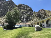 Meadowcliff Lodge