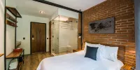 Hotel Oxú Solo Adultos - 花园景标准大号床间 - 带阳台