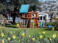 Robin's Nest Inn