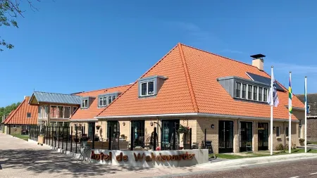 Hotel de Walvisvaarder Отели в г. West-Terschelling