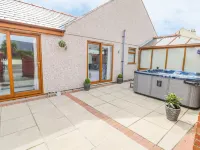 Smithy Cottage Hotels near Morrisons Daily