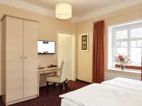 Hotel Behrmann Hotels near Cranz