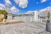 Waterfront Portsmouth Cottage: 8 Mi. From Newport! - Kylpylä