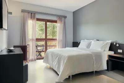 Rox by Essenza Hotel Hotels near iNViMOB - Jorge Alves CRECi 6446 F - Property (land, house,...) for Sale