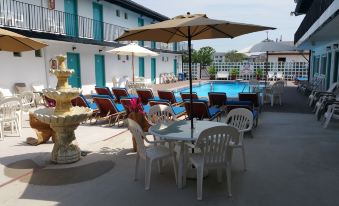 The Amethyst Beach Motel