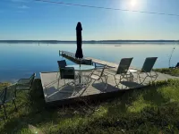 Charming Lakefront Cottage on Torch Lake - walking distance to Alden