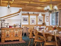 Hotel Pension Anna - breakfast