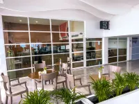 Exclusive Beachfront Condo in Cancun
