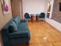 Woodstone luxury apartment Hotels in Ploiesti