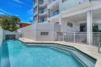 La Vida on Anzac - Sea View