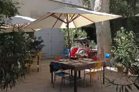 La Maison Sur la Sorgue - Esprit de France Hotels in L'Isle-sur-la-Sorgue