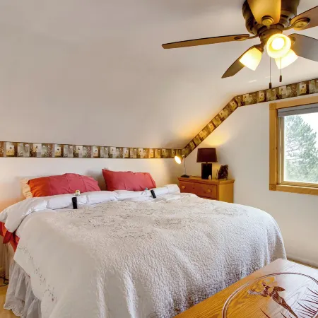 Spacious Duluth Home ~ 4 Mi to Lake Superior!