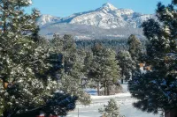 Cozy Pagosa Condo Stunning Mountain and Lake Views! - homestay