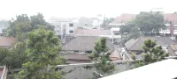 Strategic & Relaxing 2Br at Gateway Apartment Ahmad Yani Cicadas Hotels in Kecamatan Cibeunying Kidul