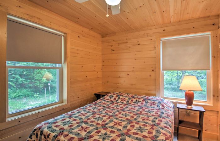 'The Cedars' Cabin w/ Beach Access on Panther Pond