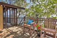Riverfront Merritt Island Bungalow w/ Dock & Deck