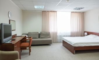 City Hotel