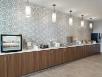 La Quinta Inn and Suites by Wyndham Lincoln Hotels in Placer County