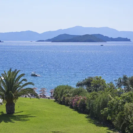Kassandra Bay Resort, Suites & Spa