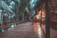 Cohune Palms River Cabanas Hotel a Bullet Tree Falls
