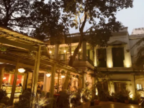 The Elgin Fairlawn, Kolkata Hotel a 