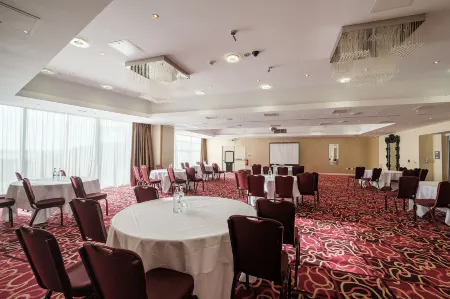 Hull Humber View Hotel, BW Signature Collection Отели рядом с достопримечательностью «The Humber Bridge»