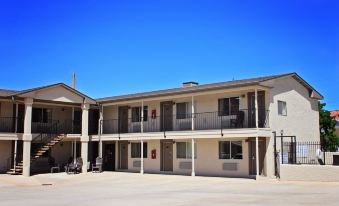 Bowen Motel