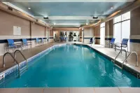 Hampton Inn & Suites by Hilton Columbus-Easton Area - Bãi đậu xe
