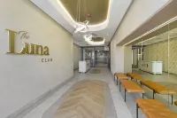 Ellipse Waterfall 31015