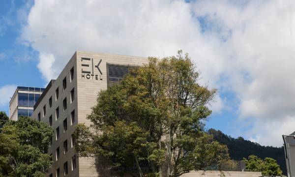 EK Hotel