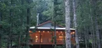 Brand New-1 Bedroom Condo right on the Toccoa River Hotels near Chattahoochee-Oconee National Forest