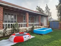 The Windsor Villa Hotels in Khambale